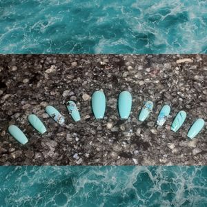 Starlight Press on Nails